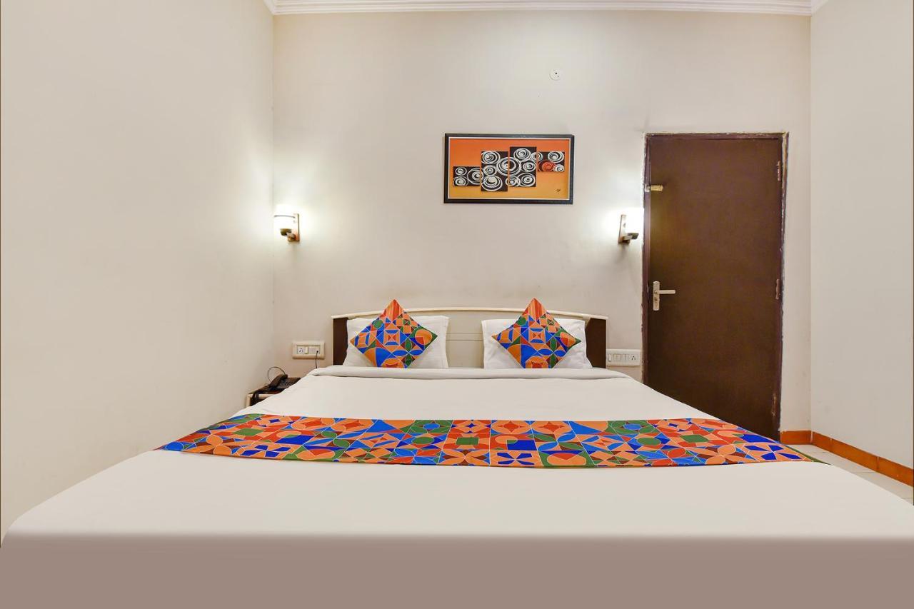 Fabhotel Shri Laxmi Palace Džajpur Exteriér fotografie